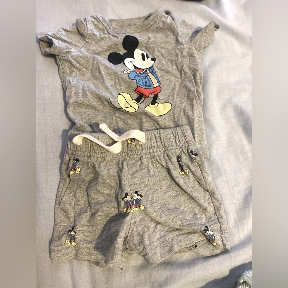 Mickey Mouse two piece short set